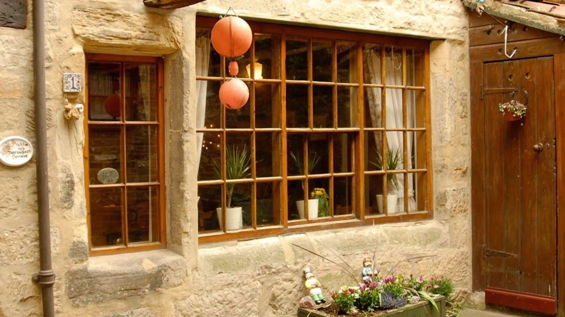 Sanders Yard Γουίτμπι Πανσιόν
