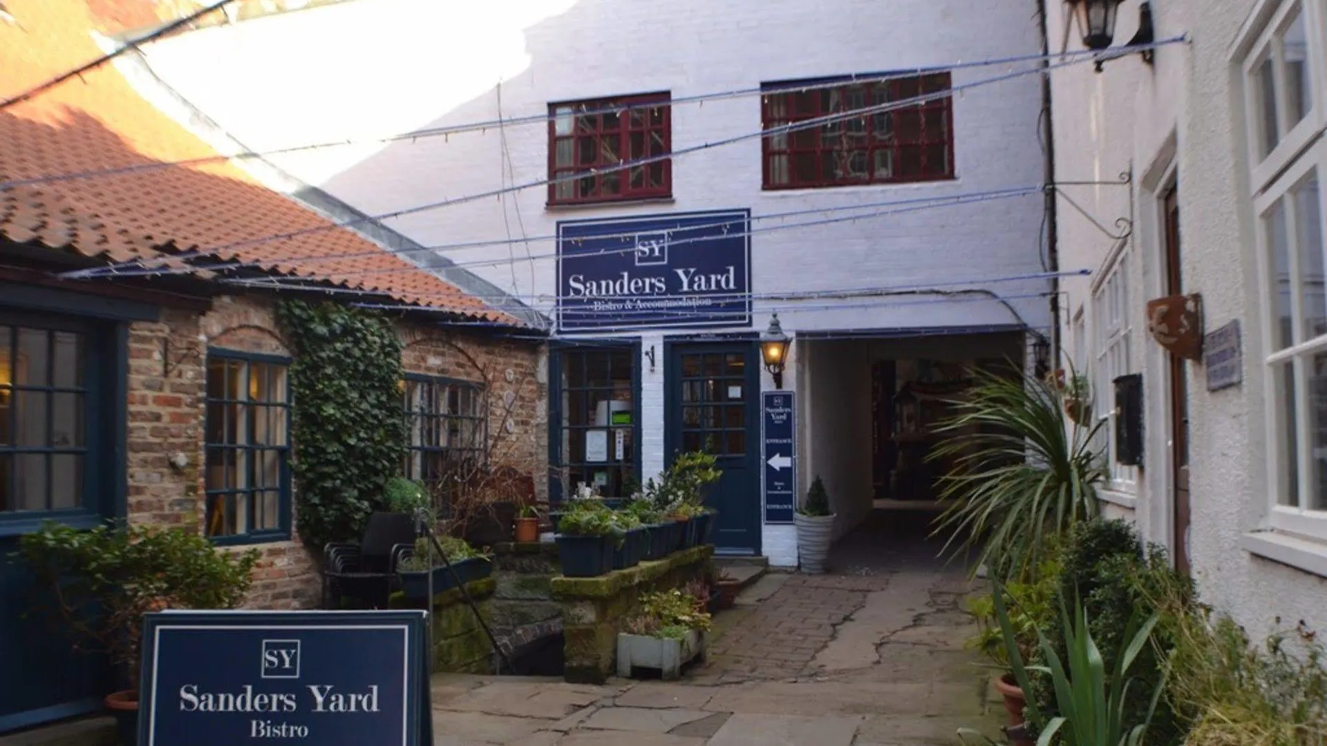 Sanders Yard Γουίτμπι Ηνωμένο Βασίλειο