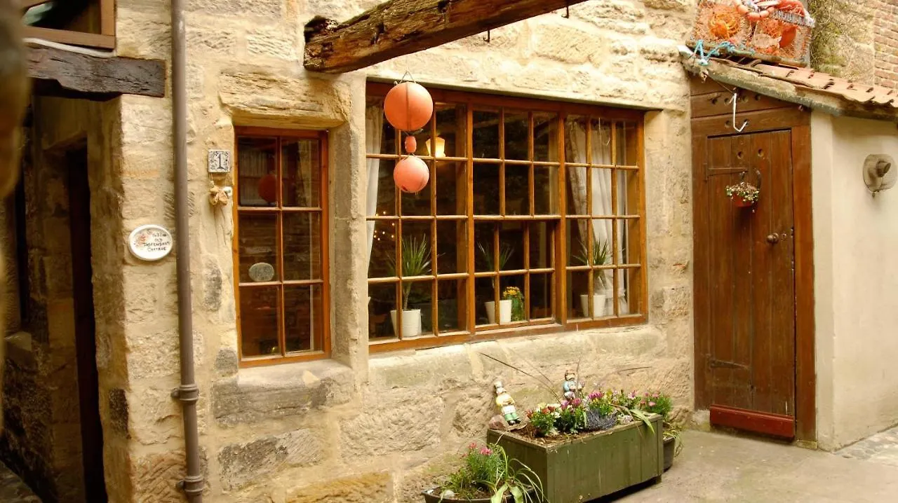 Sanders Yard Γουίτμπι Πανσιόν